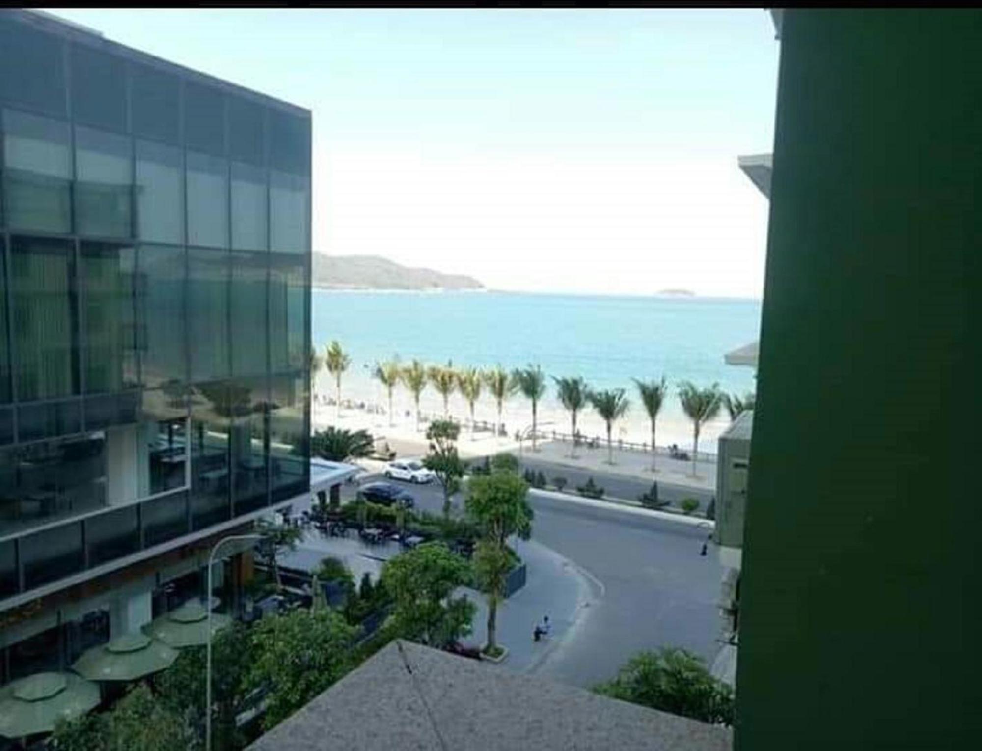 Blue Sea 01 Hotel ニャチャン エクステリア 写真
